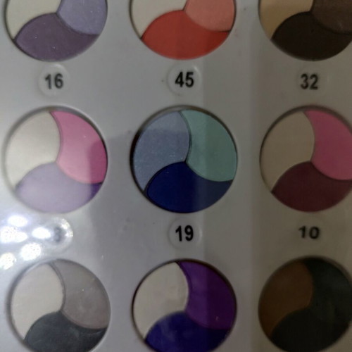 Eyeshadow palette tester sealed, 12 triple shadows, 36 colors