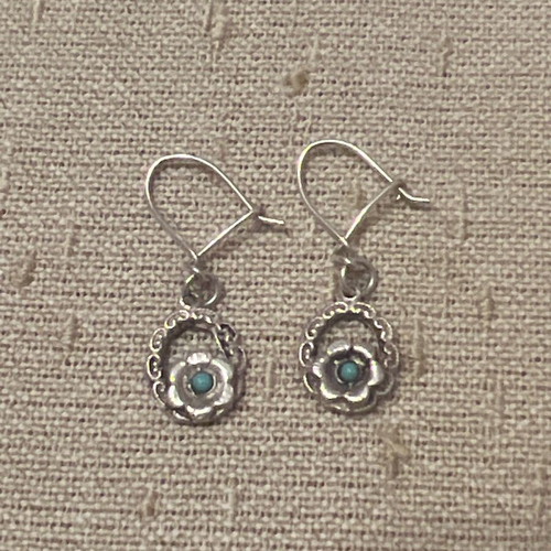 Silver dangling earrings like new with blue stone, Gianniotika