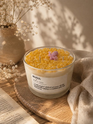 Mysa Blossom Candle Vanilla & Tres Leches 220 gr new