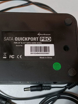 Sharkoon SATA Quickport PRO docking station SATA 2.5" & 3.5" σαν καινούργιο με καλώδιο και τροφοδοτικό