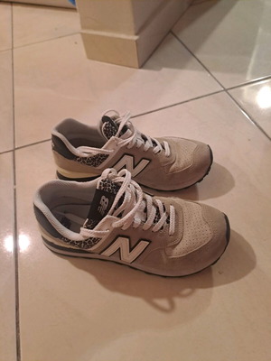 New Balance sneakers like new with leopard detail, size 38, beige