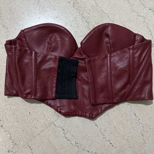 Vassia Kostara leather top like new, size M, red