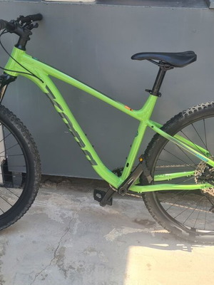 Kona Kahuna 29 2024 mountain bike like new with Bluegrass Intox helmet