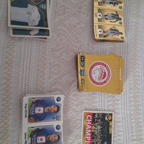 Cards used, many and plenty