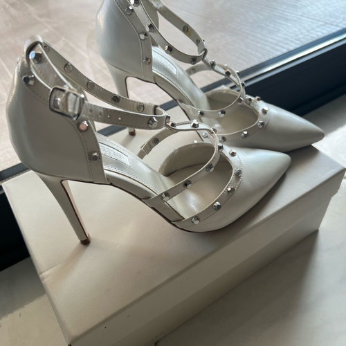 Dune London off-white pumps like new, leather, size 38