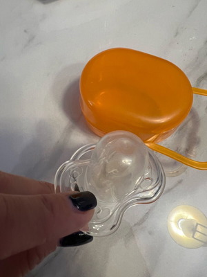 Avent Philips pacifier with case new