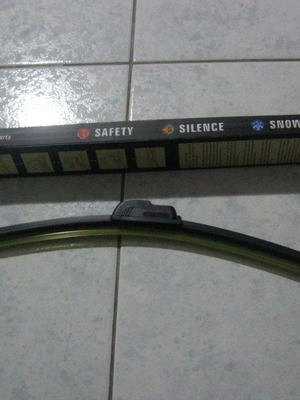 Windscreen wipers new in all sizes
