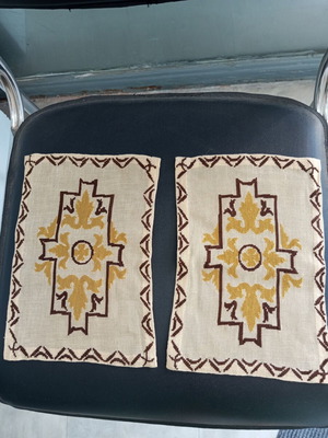 Handmade embroidery set of 2 used