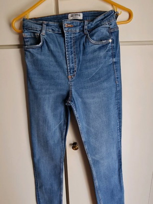 Ψηλόμεσο skinny τζην Zara Trafaluc μεταχειρισμένο, νούμερο 38 Medium