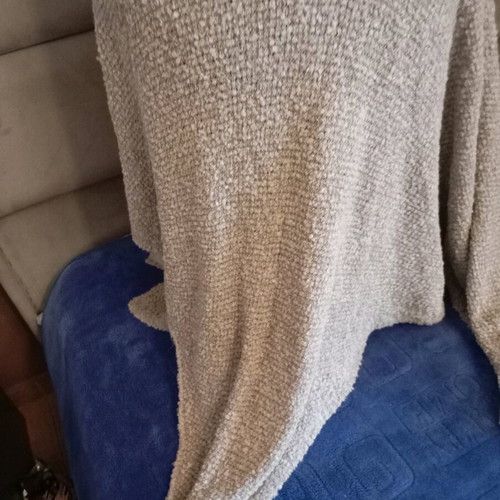 Wool poncho like new, beige, size L