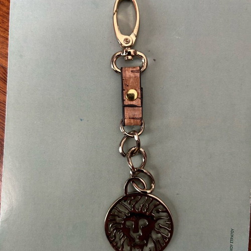 Anne Klein Lion Head Keychain accessory gold like new