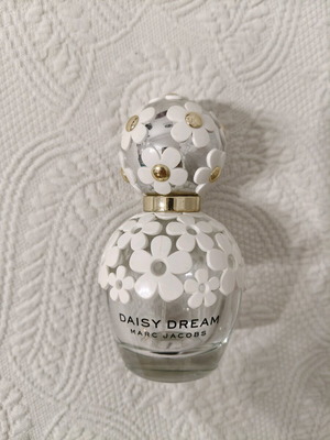 Daisy Dream Marc Jacobs perfume bottle used, empty 50 ml