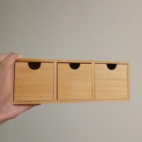 Wooden box with 3 drawers like new