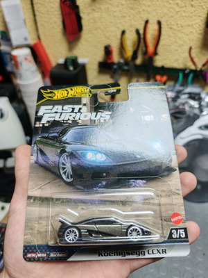 Hot Wheels Koenigsegg new