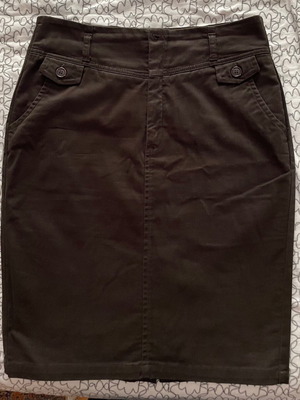 Sarah Lawrence skirt brown like new, knee-length, size M