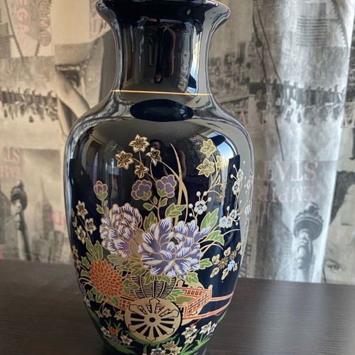 Vintage antique vase used with minimal marks on top