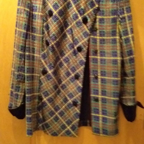 Velvet kazaka used, size L, multicolor