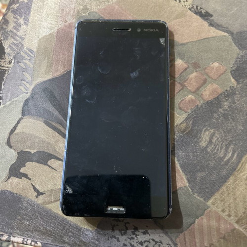 Nokia Lumia TA-1021 used for parts without charger