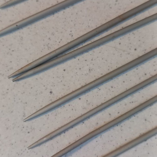 Knitting needles used, 19 pcs, aluminum and metal