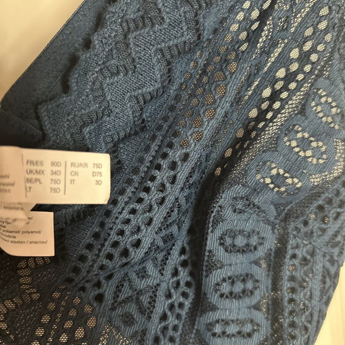 Etam 75D/34D teal bra