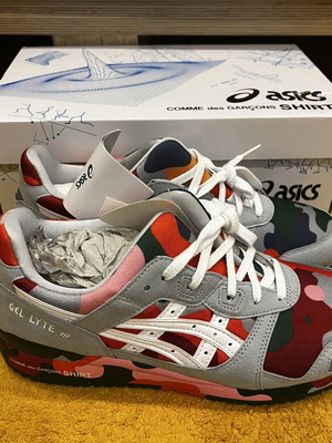 ASICS GEL-LYTE III αθλητικά παπούτσια Comme des Garçons Shirt σε παραλλαγή, μέγεθος 42