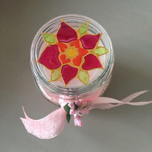 Aromatic bath salt in hand-painted jar new