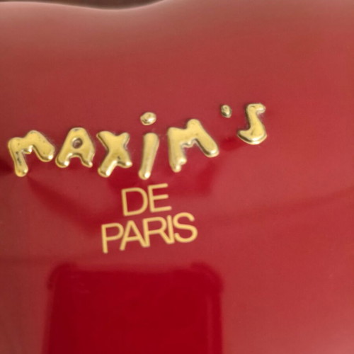 Maxim's and Niederegger used metal heart-shaped tins