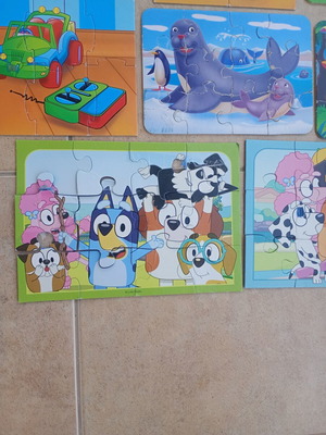 Set of 11 assorted puzzles