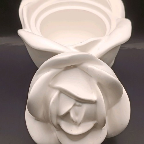 Porcelain rose jar new, multipurpose jewelry box