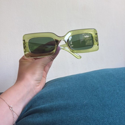 Sunglasses new green color for day party or beach