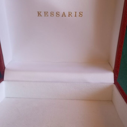 Kessaris luxury box empty, like new