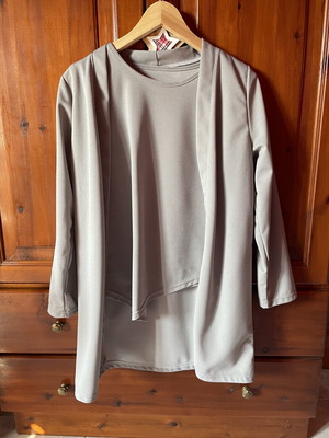 Elastic set jacket-blazer asymmetrical blouse and pants new, gray