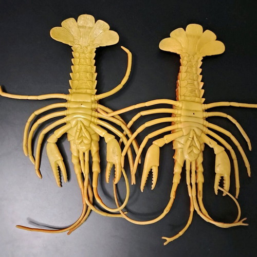Decorative lobsters used, pair, 30cm realistic size