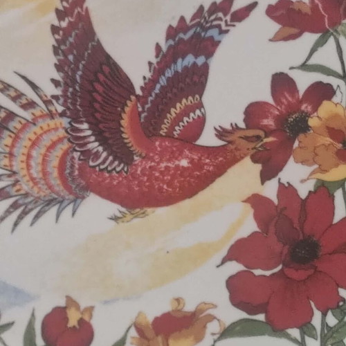 Collectible Chinese plates used, set of 2, ceramic with red bird design