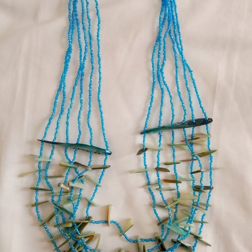 Vintage statement necklace summer 1970s used