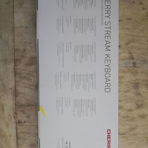 Cherry Stream Wired Keyboard new with numeric keypad