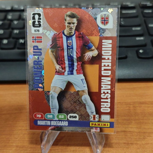 Martin Odegaard Panini Adrenalyn XL Power-Up Midfield Maestro Card new