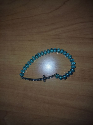 Bracelet with silver cross and blue pearl new