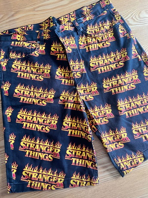Stranger Things X H&M denim bermuda 36 like new, black and orange