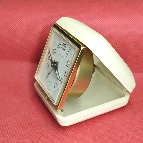 Vintage Peter Travel Alarm Clock windup, like new, West Germany 60s