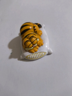 Винтидж фигура Garfield, спящ, като нова, колекционерска