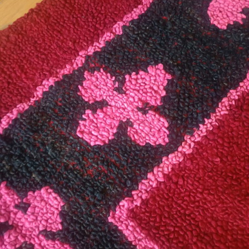 Handmade rug used 160 x 200