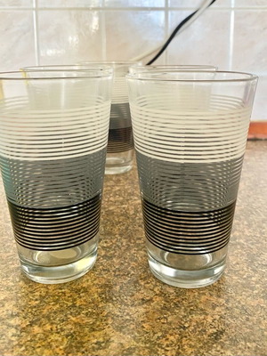 Ποτήρια νερού γυάλινα διάφανα Lines 330ml, σετ 5, σαν καινούργια