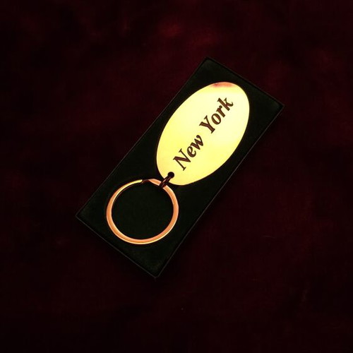Gold Plated Key Chain New York with Case