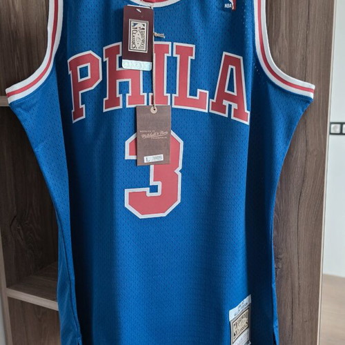 Mitchell and Ness Allen Iverson 1996-97 Swingman Jersey new