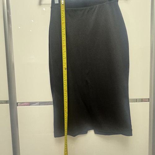 Midi pencil skirt size S, like new, black elastic fabric