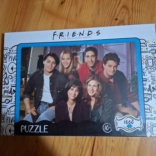 Friends puzzle new, collectible, 1000 pieces, vintage design