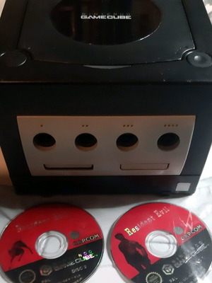 Nintendo GameCube used with Resident Evil 2 discs