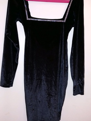 Mini velvet dress like new, size L