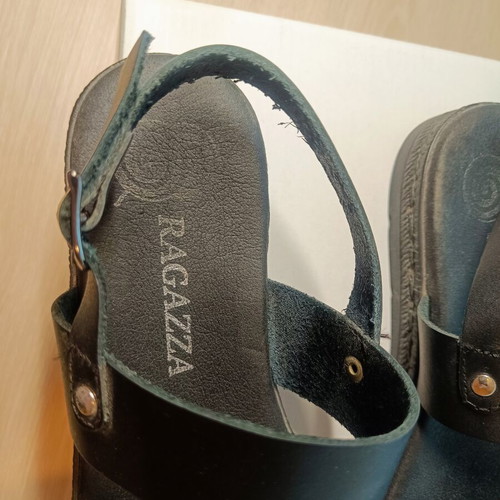 Ragazza leather sandals like new, silver, size 37